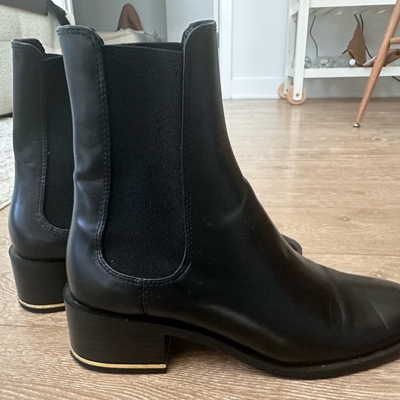 Zara Black Leather Ankle Boots - Picture 1 of 3